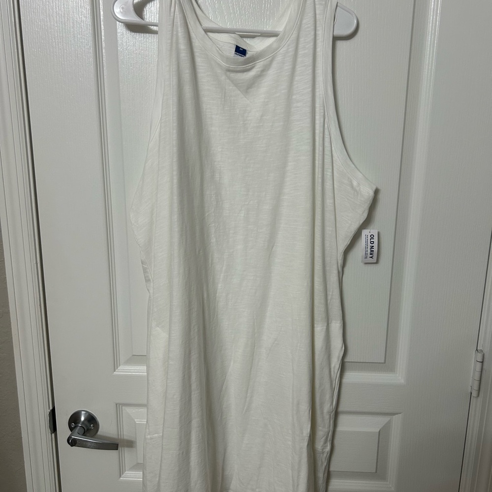 White Sleeveless Dress